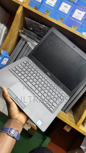 New Laptop Dell Latitude 5290 8GB Intel Core i7 SSD 256GB