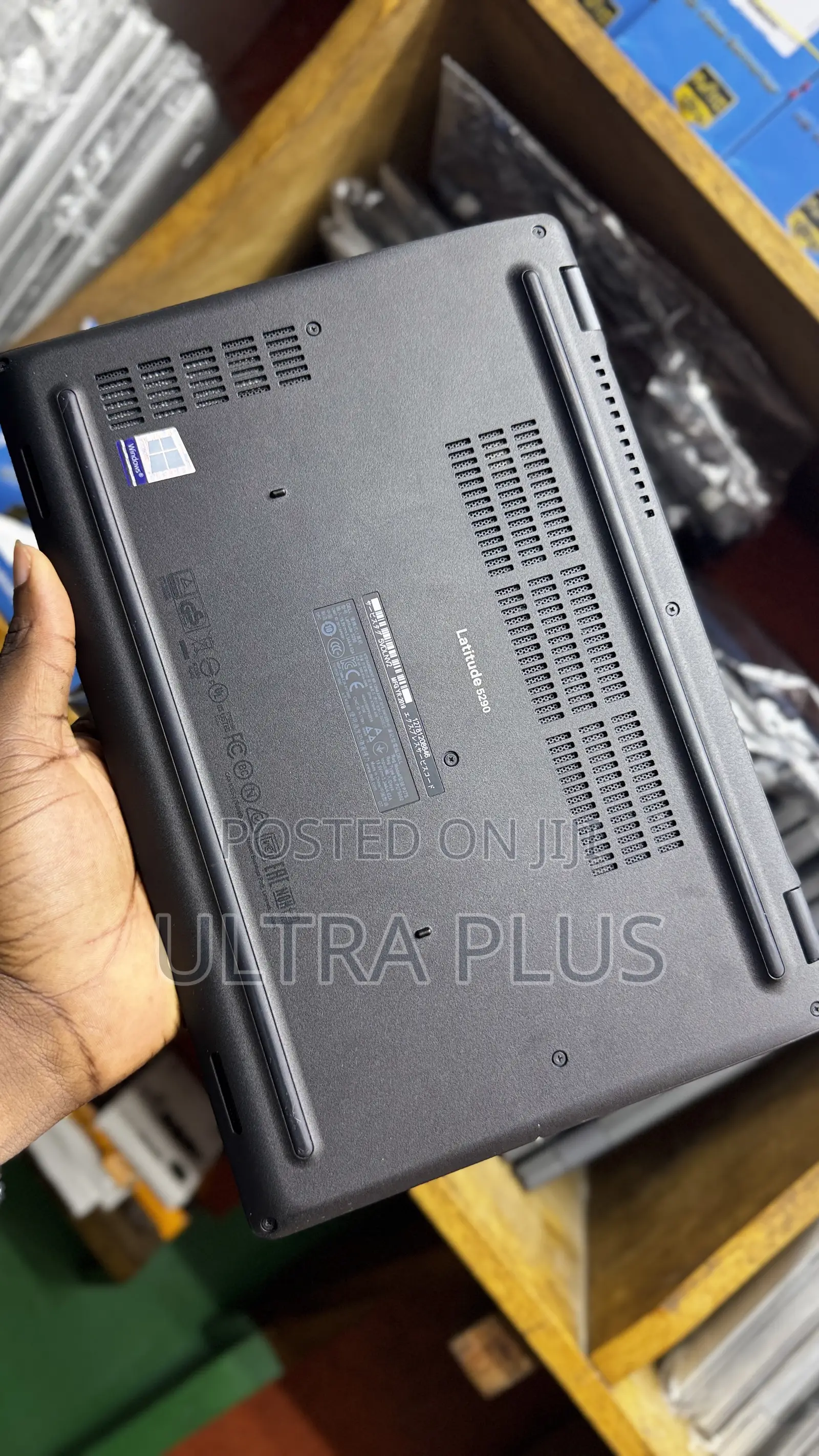 New Laptop Dell Latitude 5290 8GB Intel Core i7 SSD 256GB