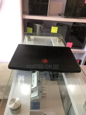 Laptop MSI GF65 Thin 10UE 16GB Intel Core I7 SSD 512GB