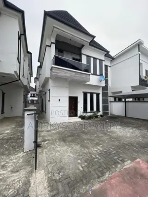 4bdrm Duplex in Royal Pine Estate, Lekki Phase 2 for sale