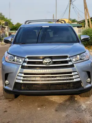 Toyota Highlander Limited 4x2 V6 (3.5L 6cyl 8A) 2018 Silver