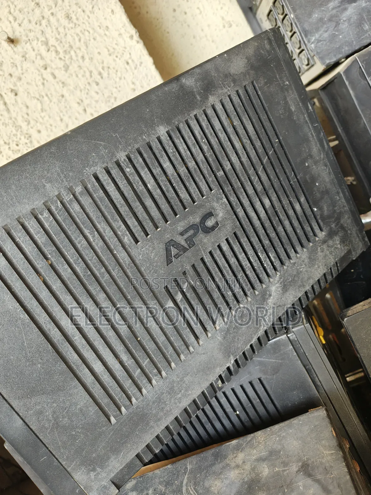 Apc Back-Ups 950