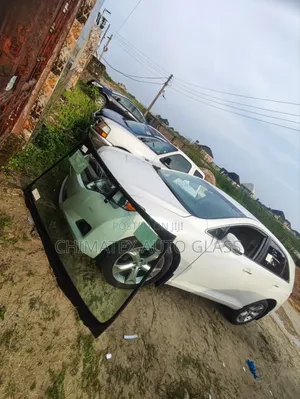 Toyota Venzer 2013 Windscreen Glass Available