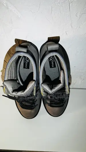 Marc Eckō Canvass Boot