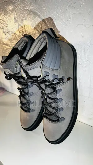 Marc Eckō Canvass Boot