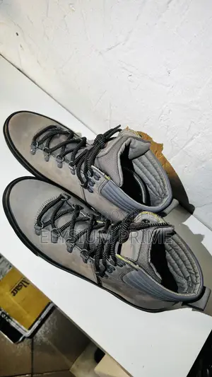 Marc Eckō Canvass Boot