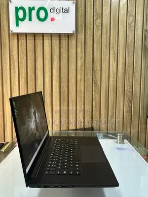 Laptop 16GB Intel Core i7 SSD 1T