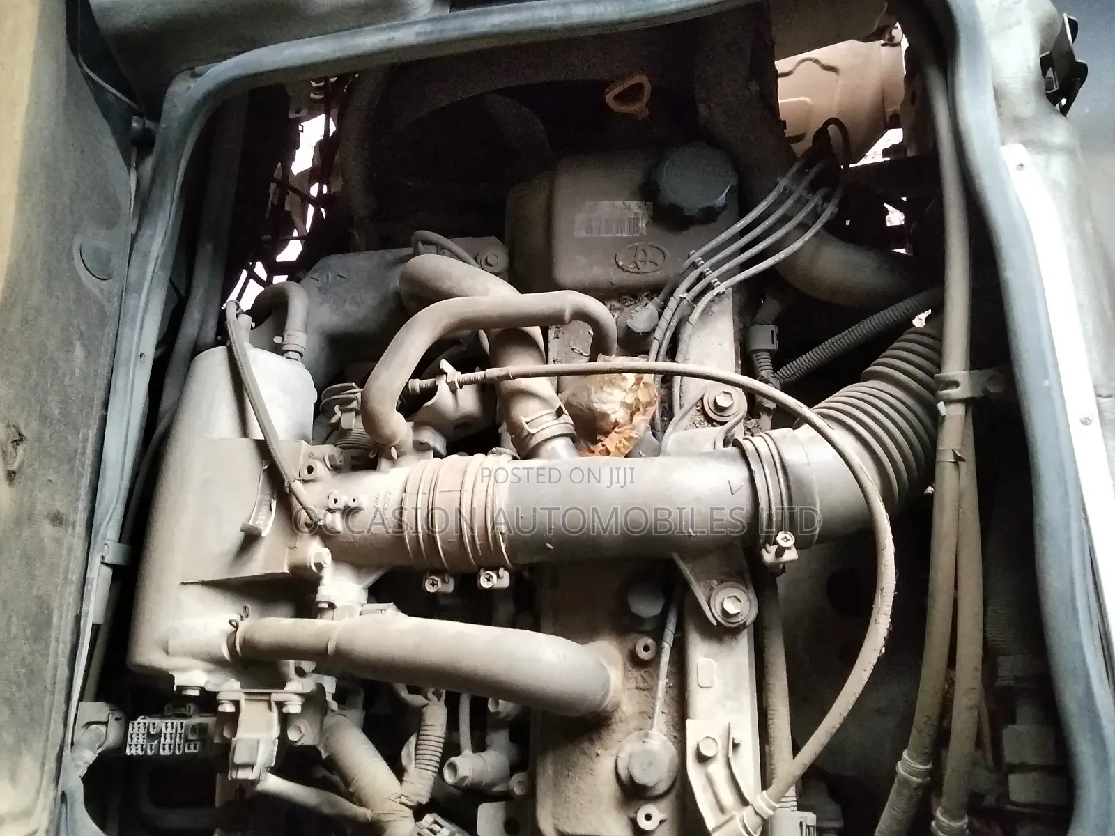 Toyota HiAce 2017 Blue