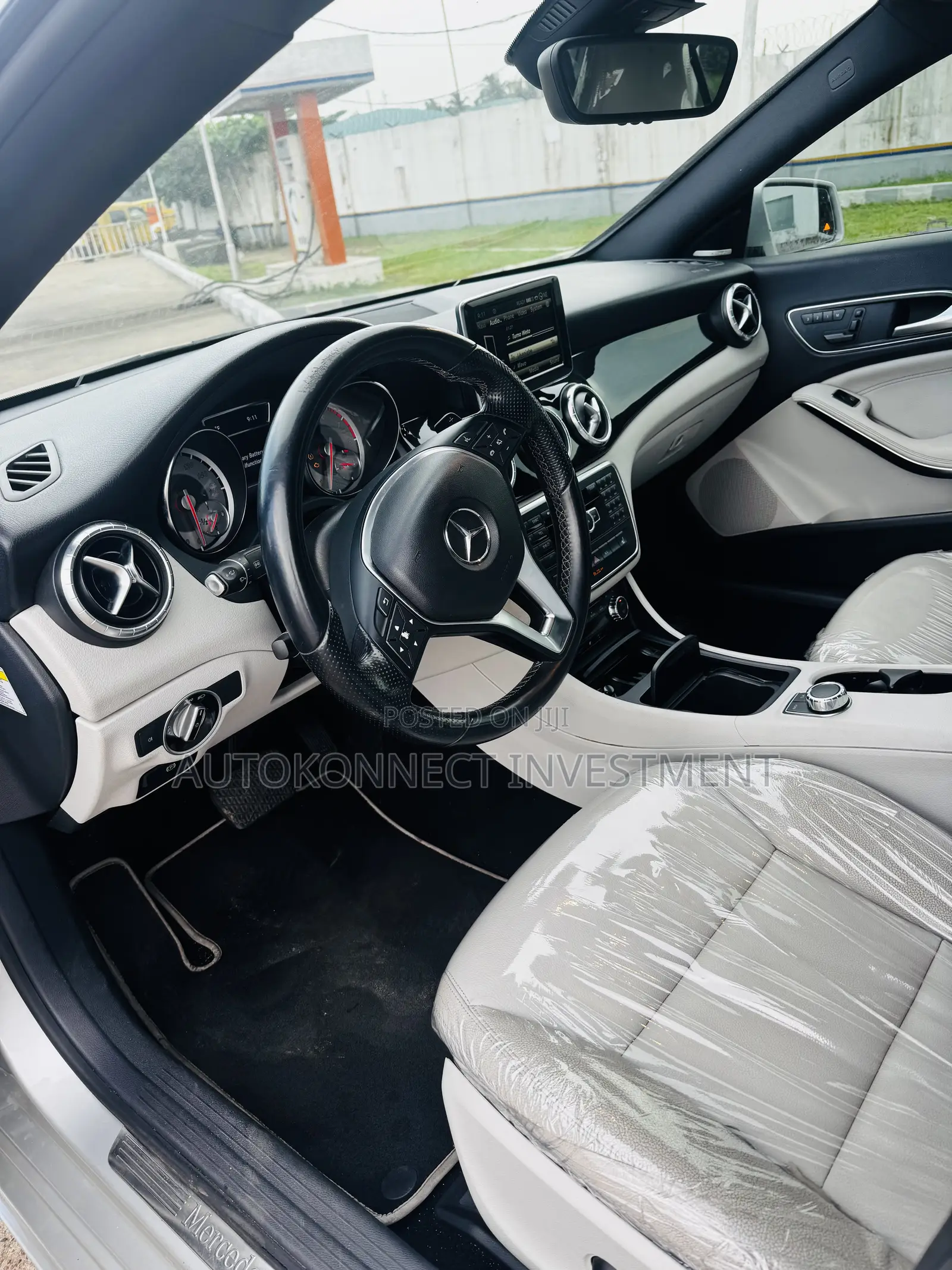 Mercedes-Benz CLA-Class 2014 Silver
