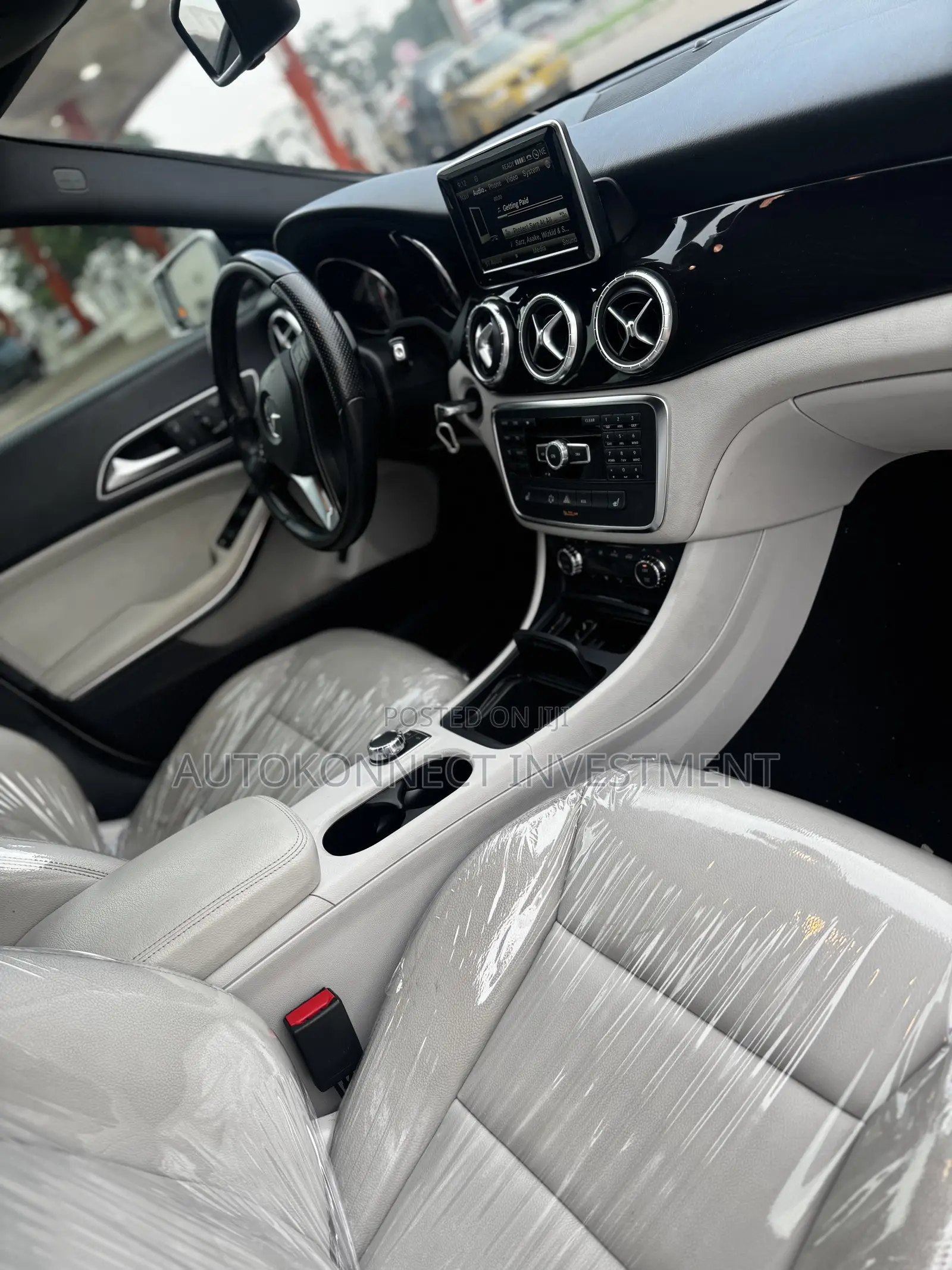 Mercedes-Benz CLA-Class 2014 Silver