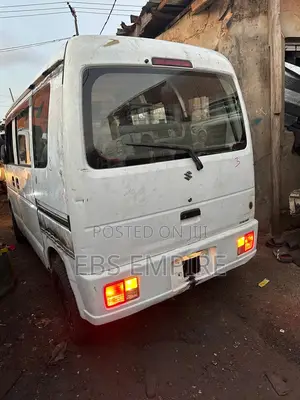 Suzuki Every 2015 White