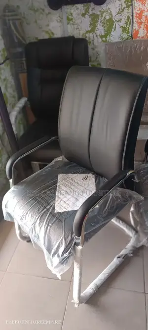 Robust Visitors Office Chair