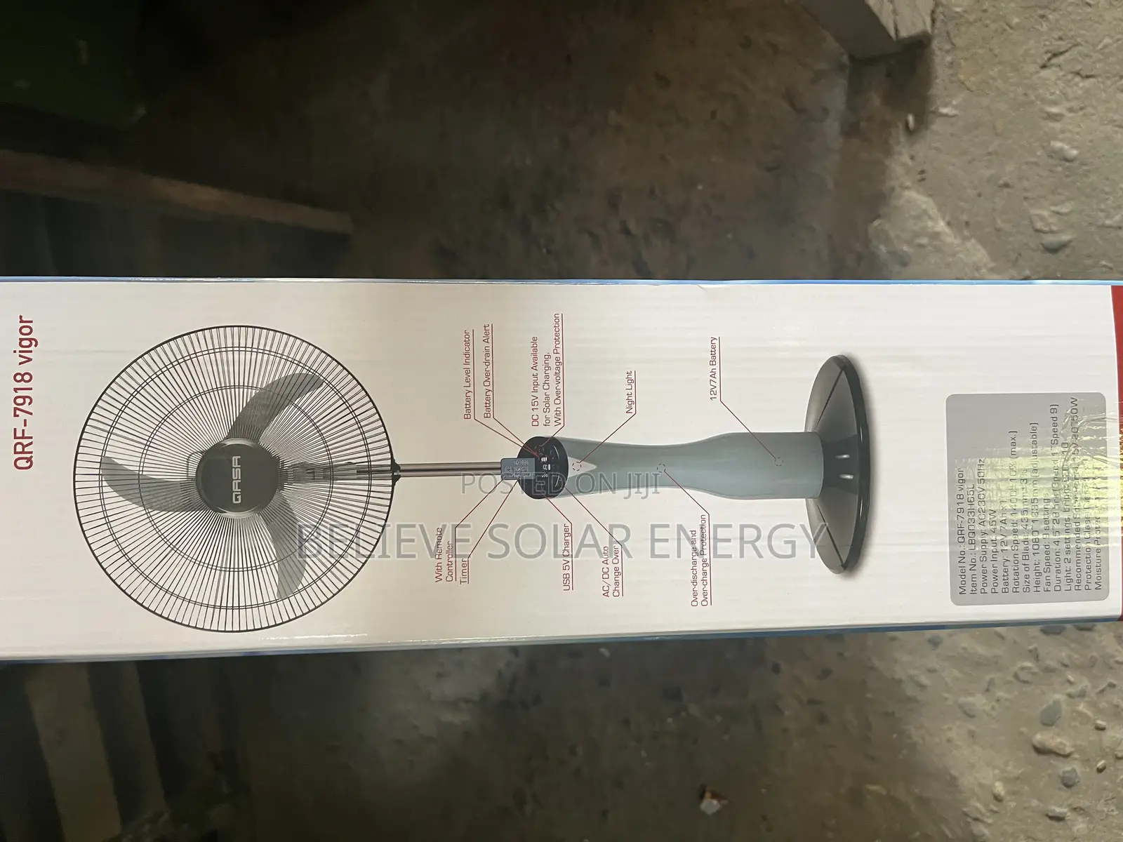 Qasa 18” Rechargeable Fan With Solar Panel