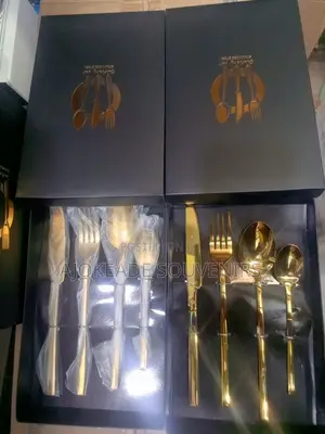 Cutlery Set Available For Souvenir