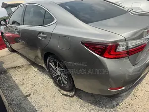 Lexus ES 350 FWD 2016 Gray