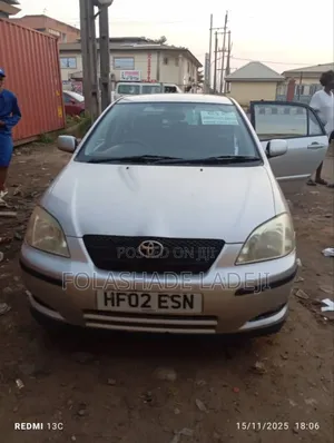 Toyota Corolla 2002 Silver