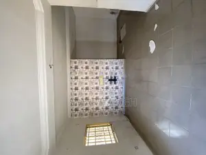 3bdrm Block of Flats in Extension 3, Kubwa for rent