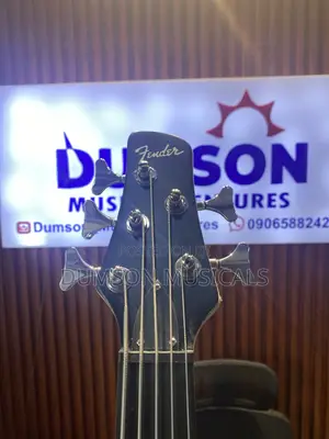 Fender 5 Strings Bass Guitar Passive