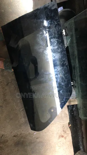Toyota Sienna 2012 Last Vent Glass