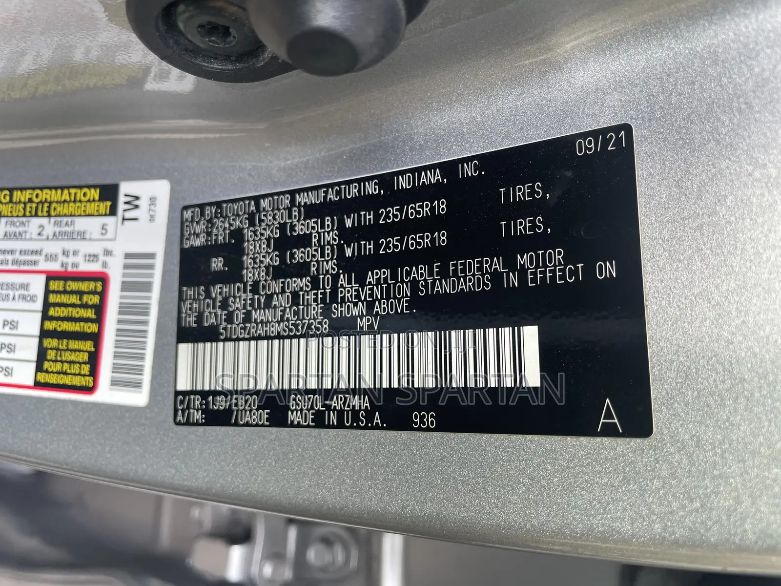 Toyota Highlander 2022 Silver