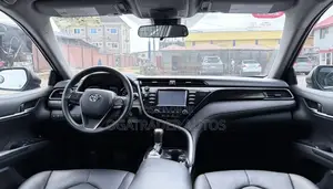 Toyota Camry LE (2.5L 4cyl 8A) 2019 Black