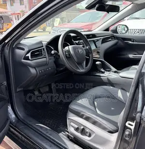 Toyota Camry LE (2.5L 4cyl 8A) 2019 Black