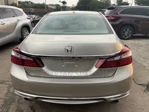 Honda Accord 2016 Gold