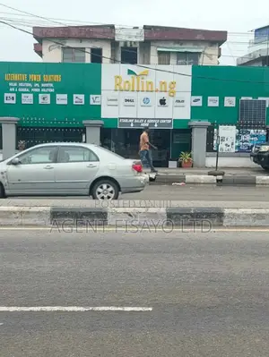 3bdrm Block of Flats in Computer Village for sale