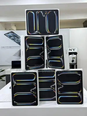New Apple iPad Pro 13 (2025) 256 GB