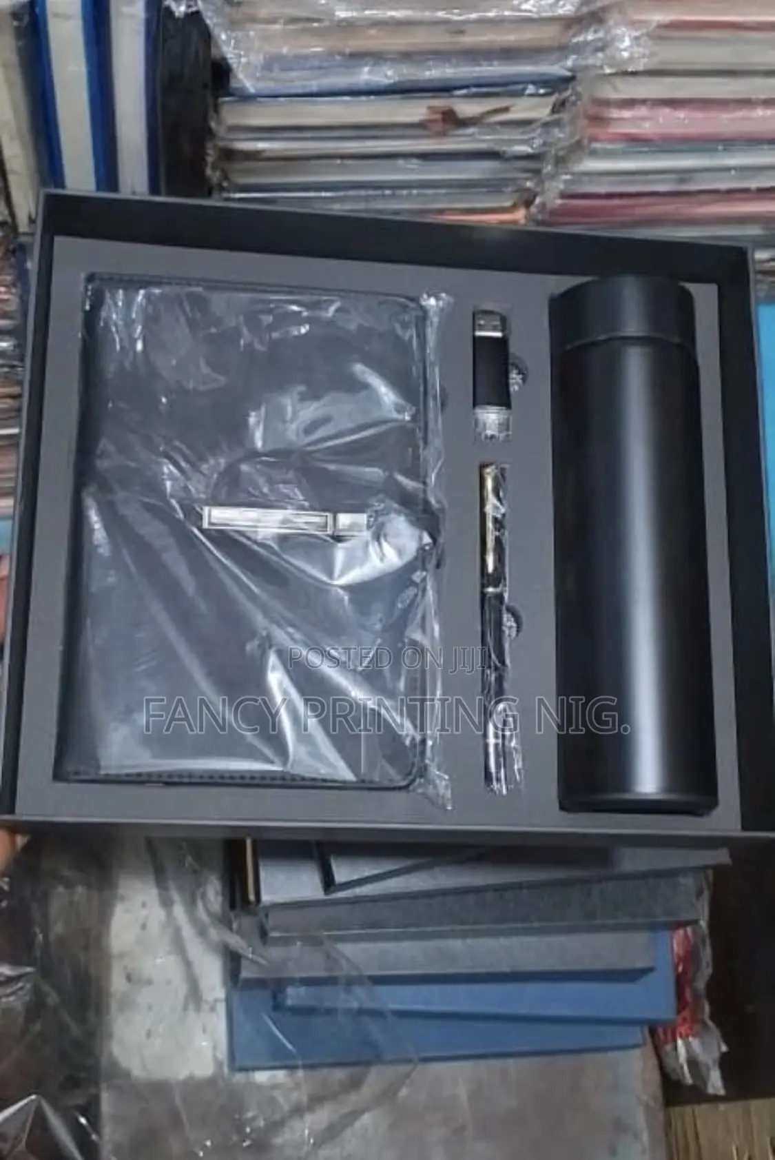 Customized Branded Corporate Gift Boxes | Luxury Packaging