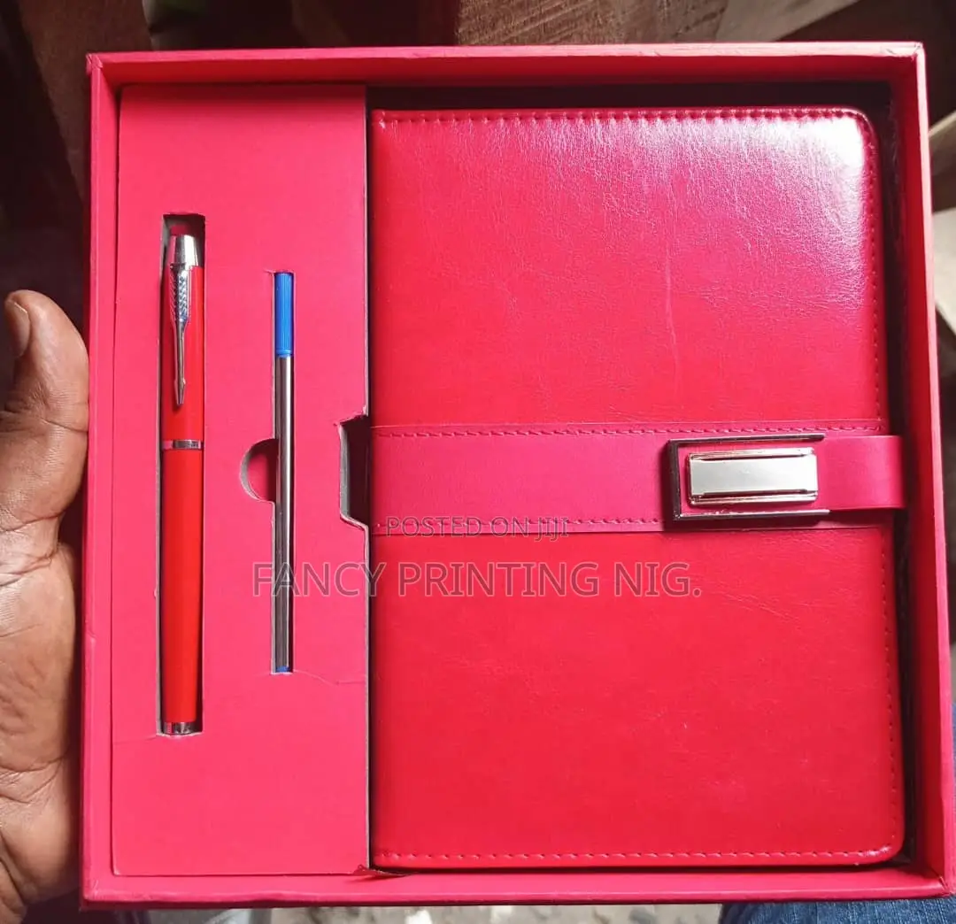 Customized Branded Corporate Gift Boxes | Luxury Packaging