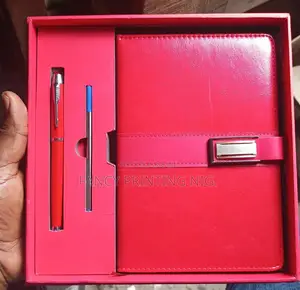 Customized Branded Corporate Gift Boxes | Luxury Packaging