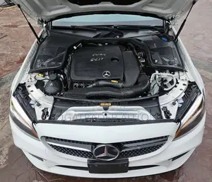 Mercedes-Benz C300 2021 White