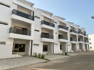 4bdrm Duplex in A Secured Estate, Life Camp for sale