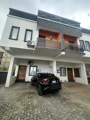 4bdrm Duplex in Lekki for sale