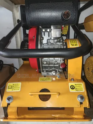 Compactor C-120 Petrol Engine