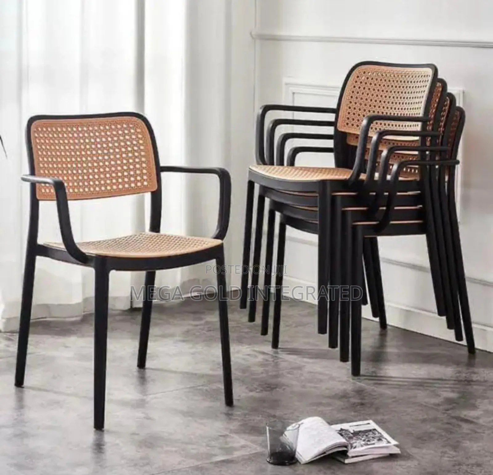 High Quality Plastic Chair