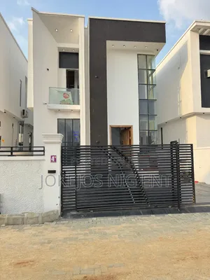 4bdrm Duplex in Chevron Drive Lekki for sale