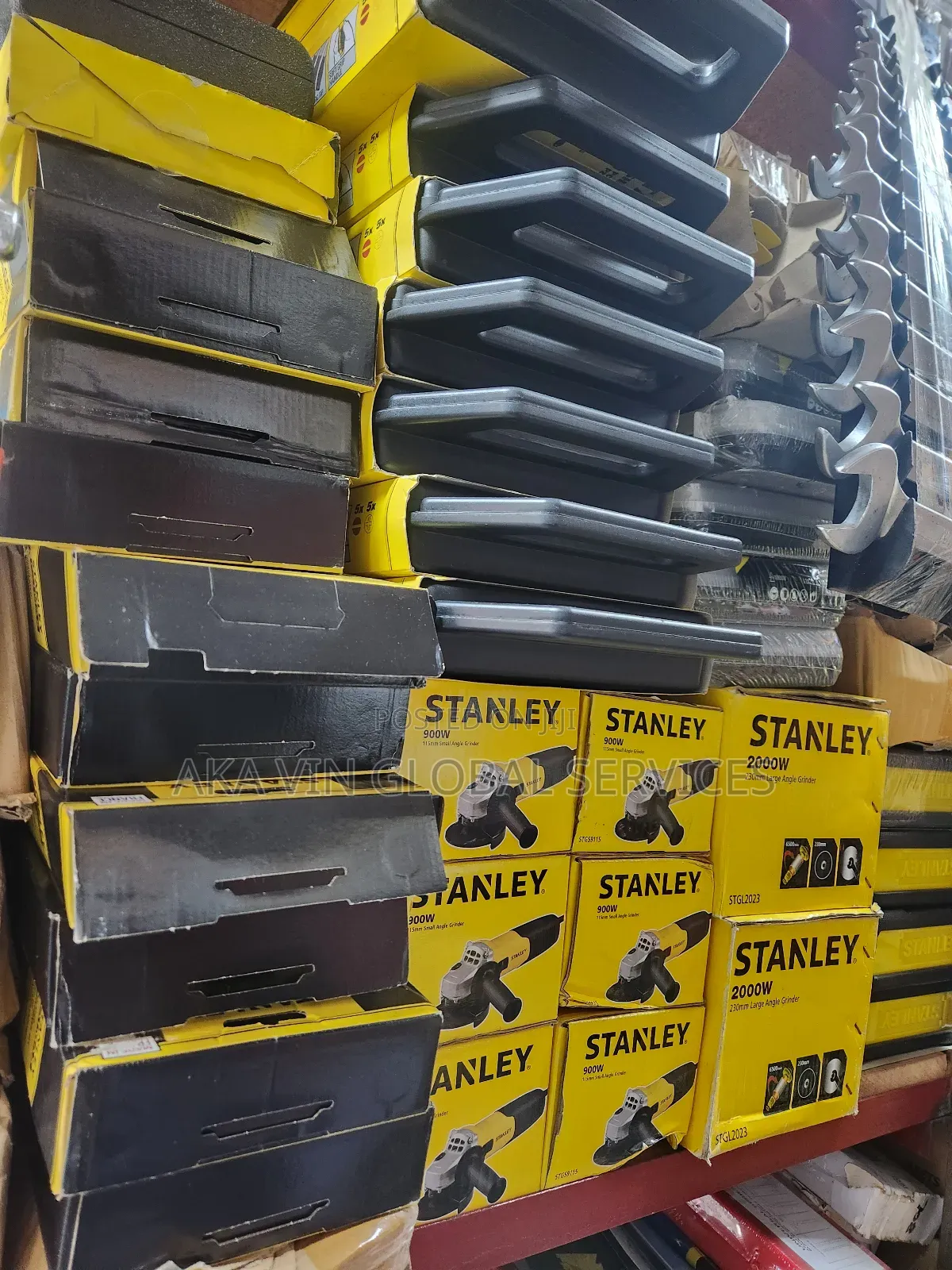 Stanley Electric Angle Grinder 2000w
