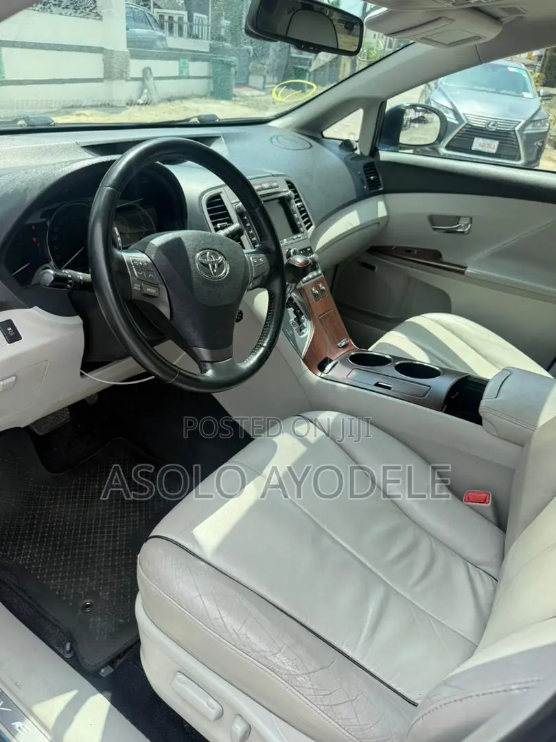 Toyota Venza V6 2011 Blue