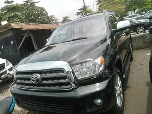 Toyota Sequoia Platinum 4dr SUV (5.7L 8cyl 6A) 2013 Black