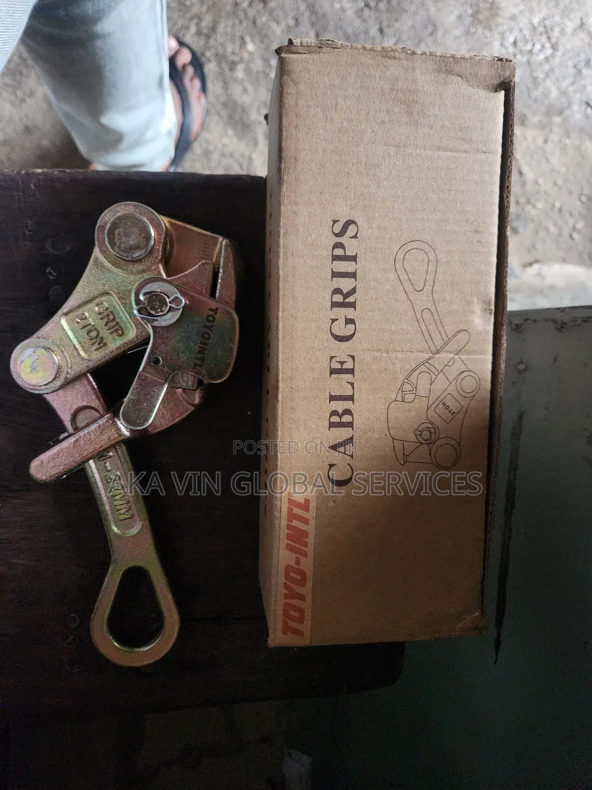 Toyo 2 Ton Wire Grip
