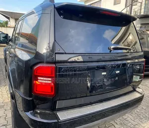New Toyota Land Cruiser Prado 2.4 Petrol 2025 Black