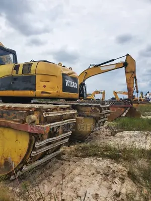 High Swamp Buggy for Hire