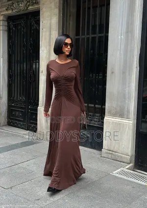 Elegant Ruched Long-Sleeve Maxi Dress
