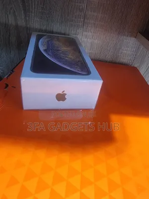 New Apple iPhone XS Max 256 GB Gold