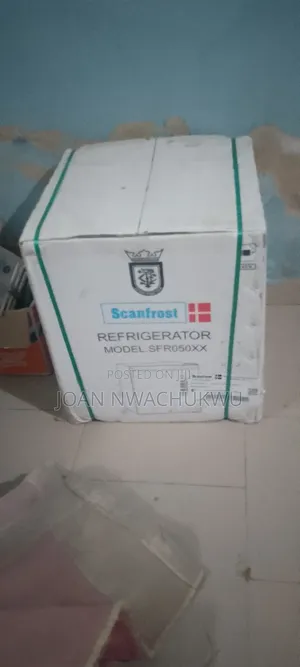 Scanfrost Bed Side Fridge