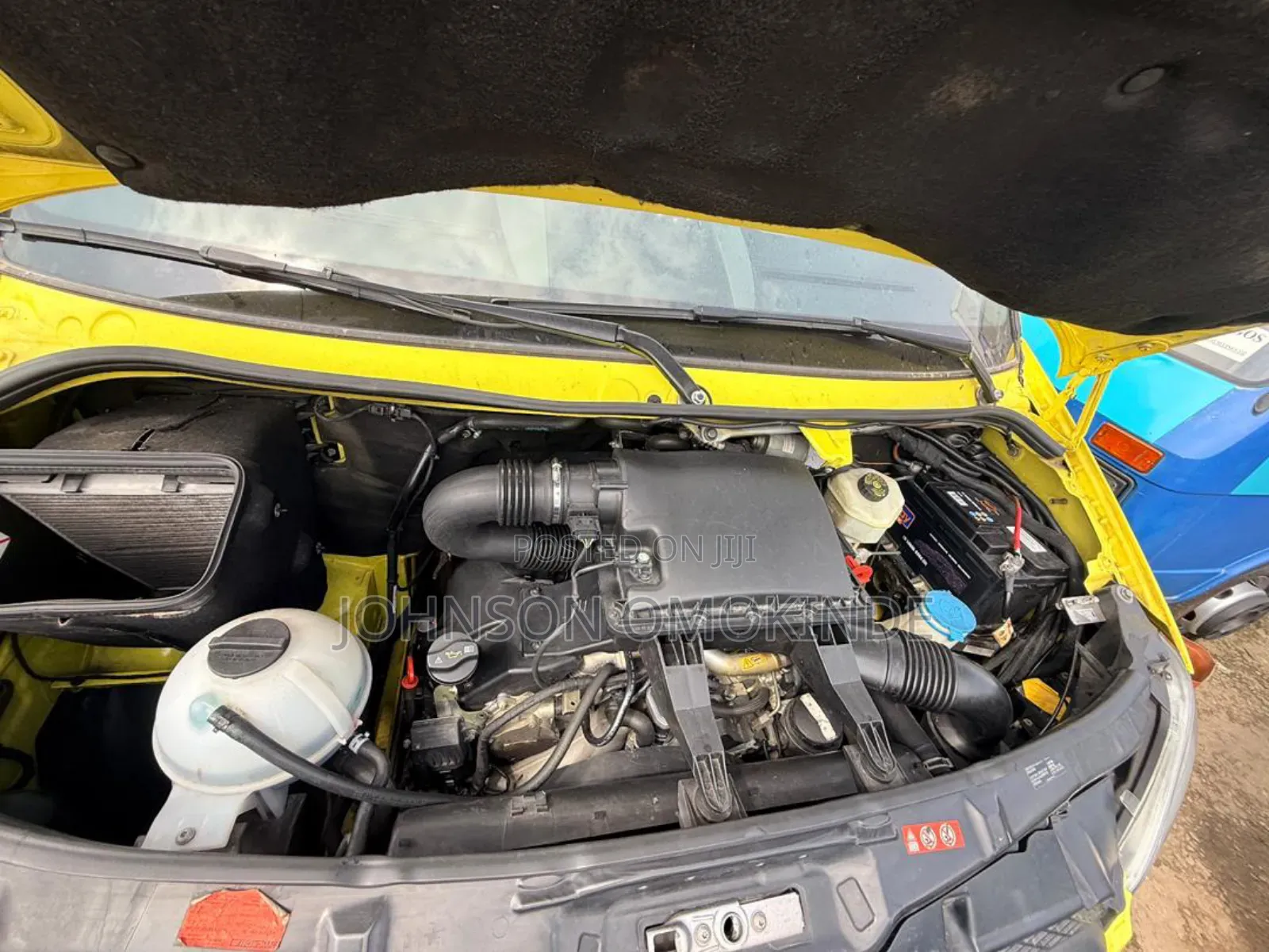 Mercedes-Benz Sprinter 2015 Yellow