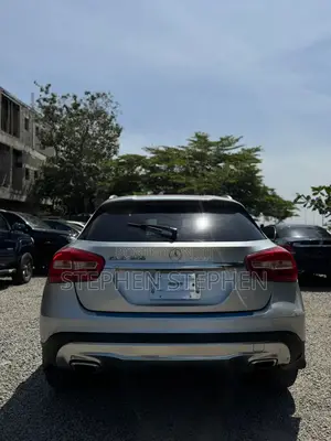 Mercedes-Benz GLA-Class 2016 Silver