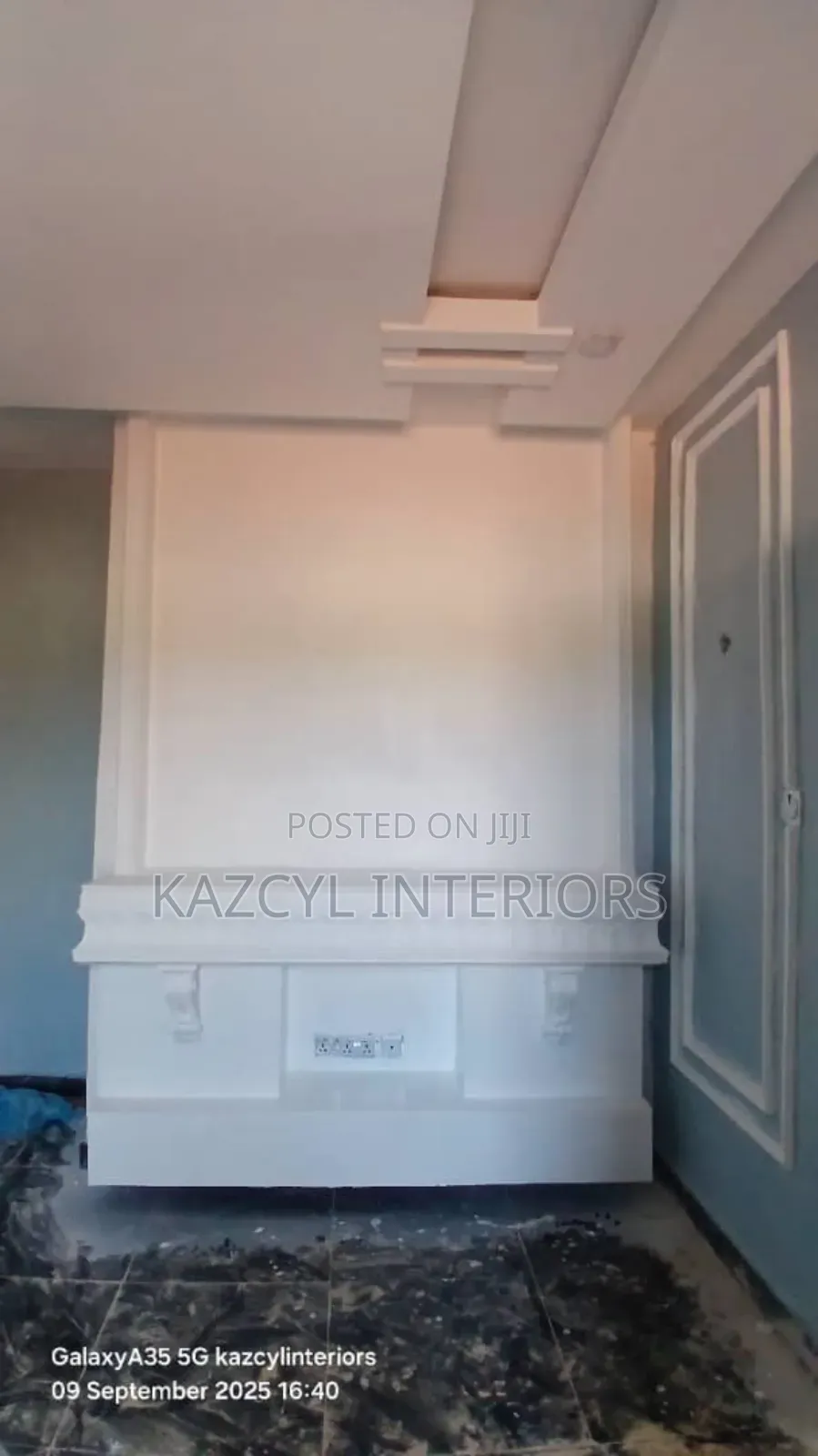 Pop Cornice Design and Wainscotting